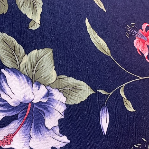 Caribbean JoE Hawaiian women’s SZ 2X short sleeve navy floral brown button - Picture 7 of 15